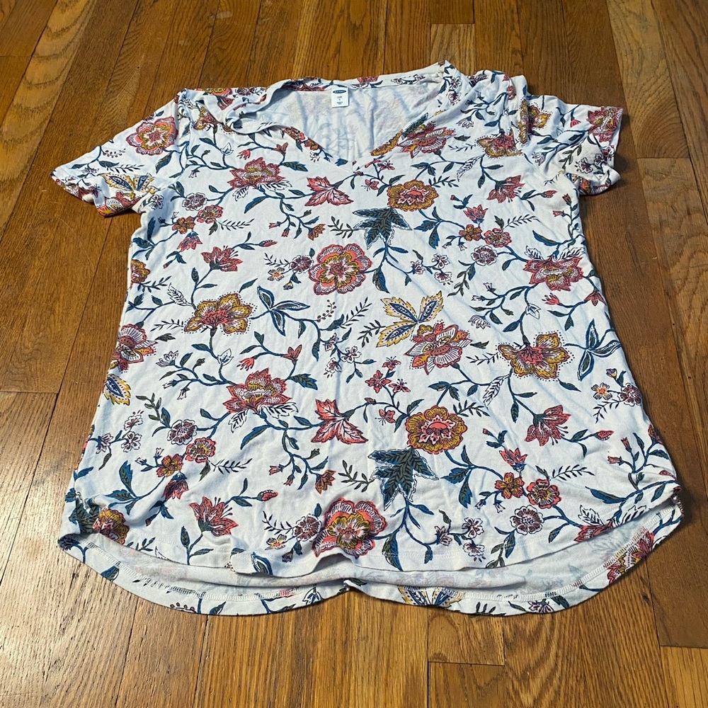 Old Navy Luxe Floral V Neck Short Sleeve Top Size L - Picture 4 of 8